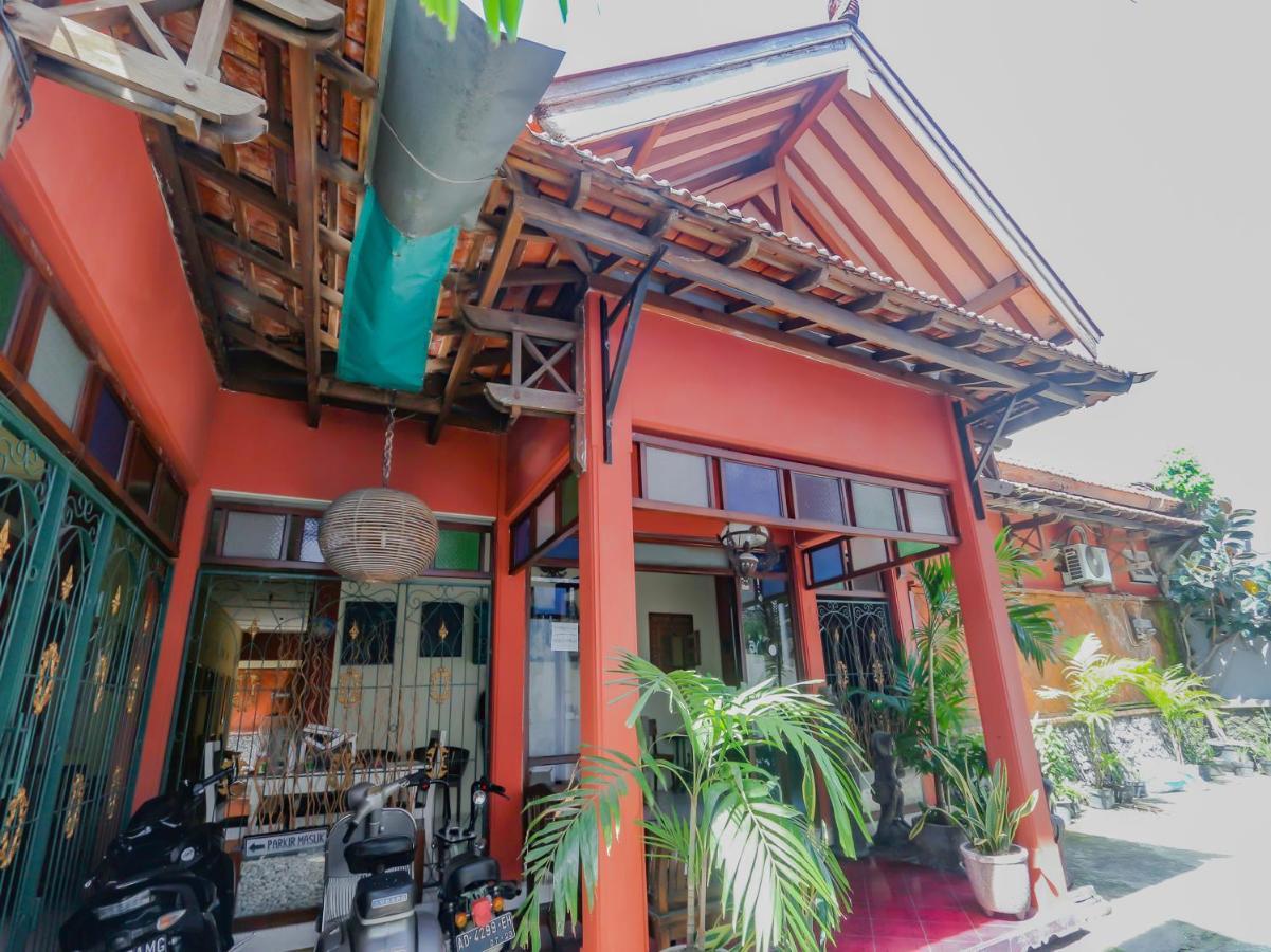 Hotel Spot On 90272 Istana Griya 1 2*